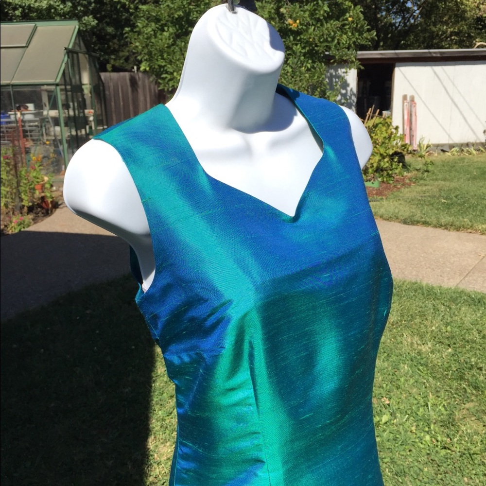 -NWT! 100% Silk Dress w/iridescent teal she…
